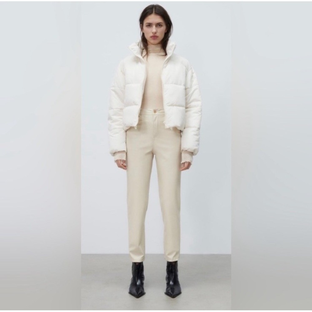 Zara Women's Size‎ 2 Slim Mom Fit Faux Leather Pants Cream Super Soft High Rise